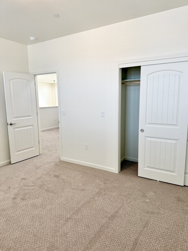 Building Photo - 1473 Concord Way