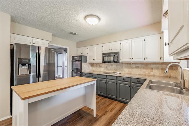Building Photo - 3503 Cotillion Dr