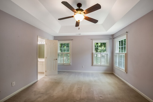 Building Photo - 1011 Willow Ridge Dr