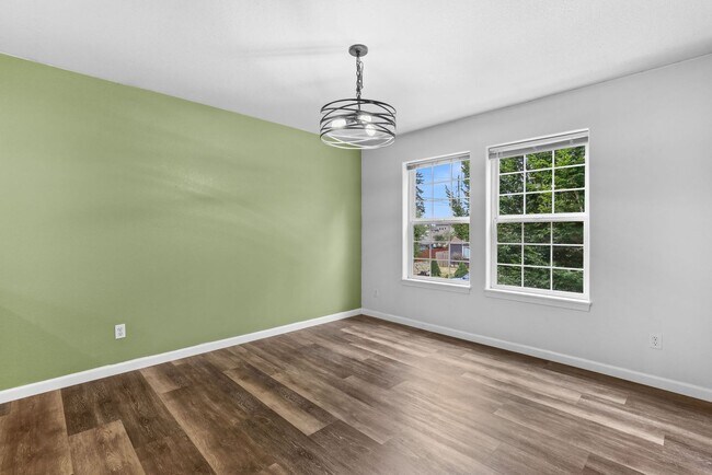 Building Photo - Luxury Loft Apartment- Downtown Canby