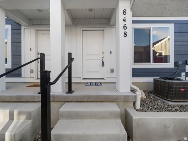 Building Photo - 8468 W Meadow Bank Wy