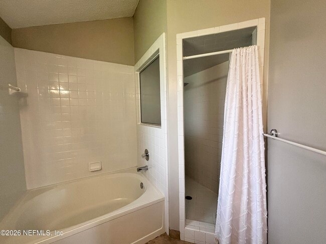 Building Photo - 8467 Charlesgate Cir E
