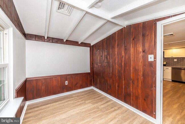 Building Photo - 405 Edgewood Ave