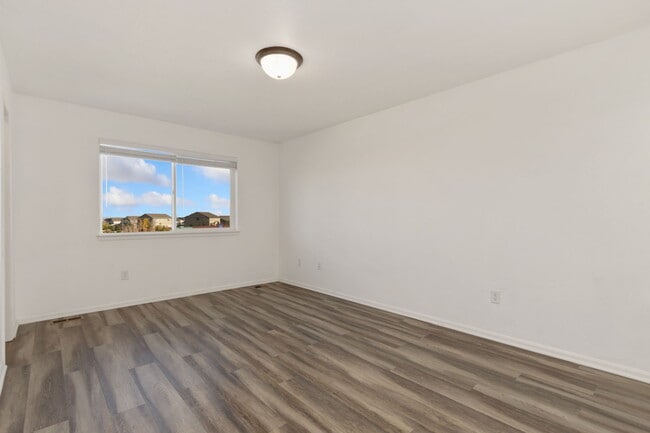 Building Photo - 1810 Covered Bridge Pkwy