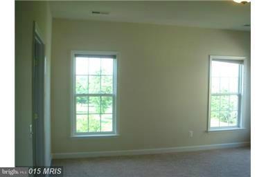Building Photo - 43762 Lees Mill Square