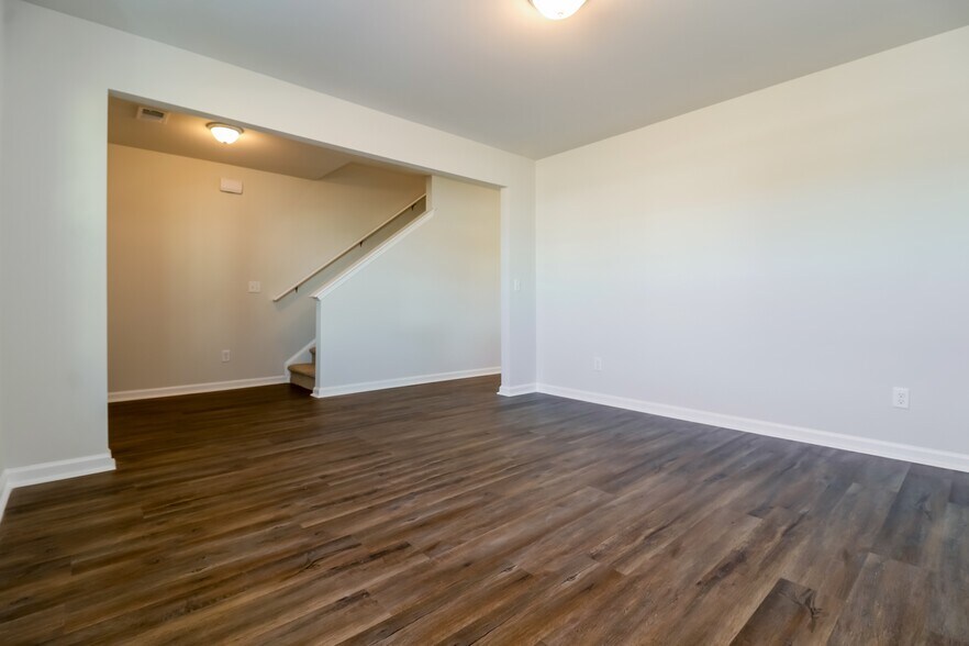 Building Photo - 39 Tondee Wy