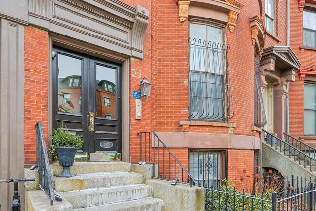 Building Photo - 583 Massachusetts Ave
