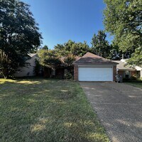 Building Photo - 9274 Charly Hill Ln