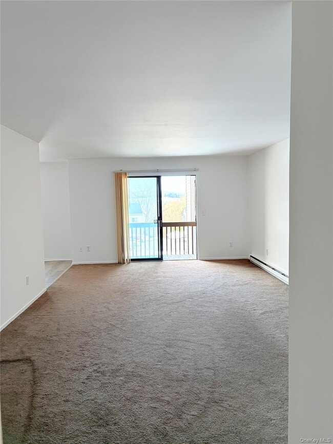 Building Photo - 1203 Village Dr