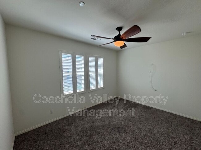 Building Photo - 74049 Kingston Ct W