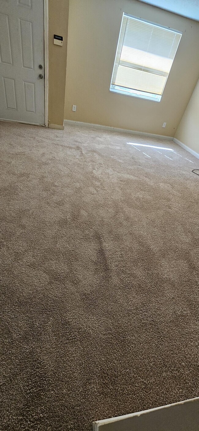 Building Photo - 6979 S Autrey Ave