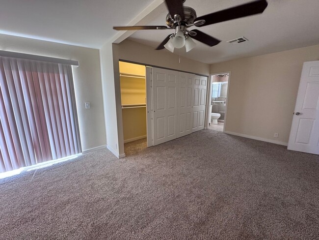 Building Photo - Sun Lakes long term Rental