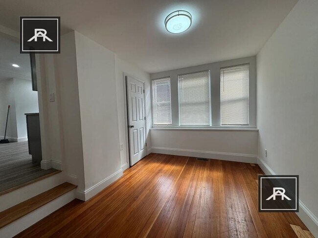 Building Photo - 8 bedroom in Brighton MA 02135