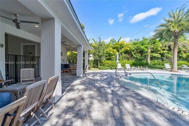 Building Photo - 1827 Sandpiper Pointe Pl