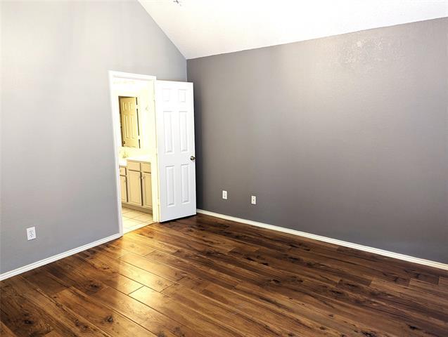 Building Photo - 528 Timber Way Dr