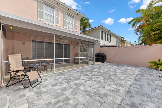Building Photo - 2058 Tarpon Lake Way