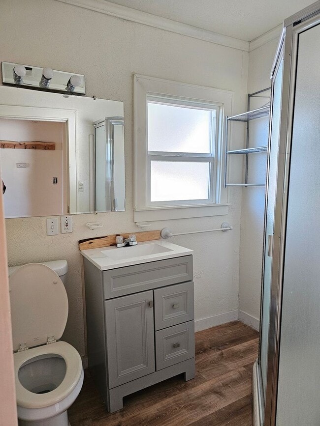 Building Photo - Original 1904 Style Home