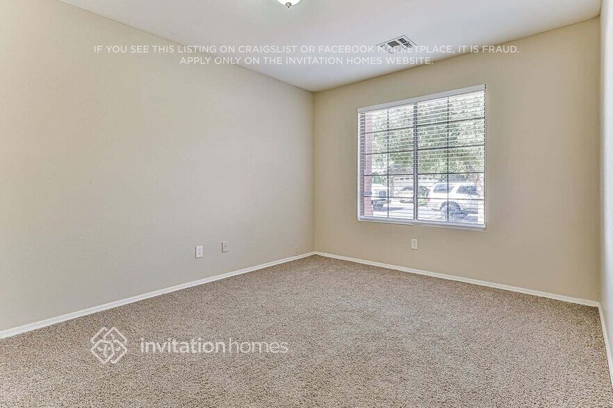 Building Photo - 11025 E Abilene Ave