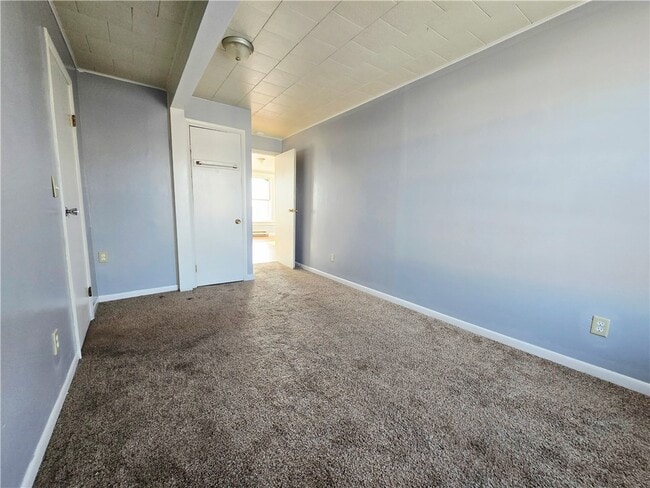 Building Photo - 81 Genesee St