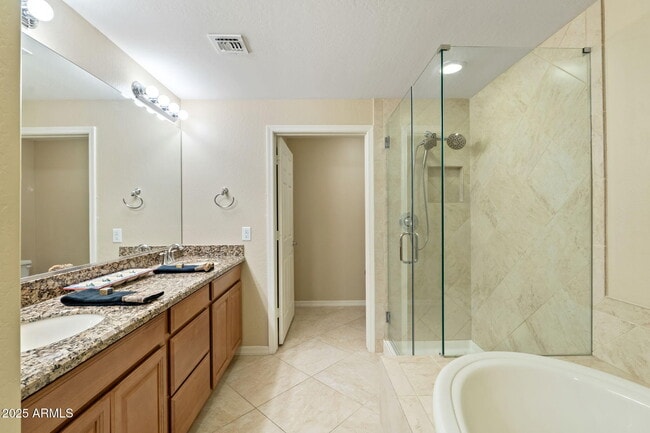 Building Photo - 33575 N Dove Lakes Dr