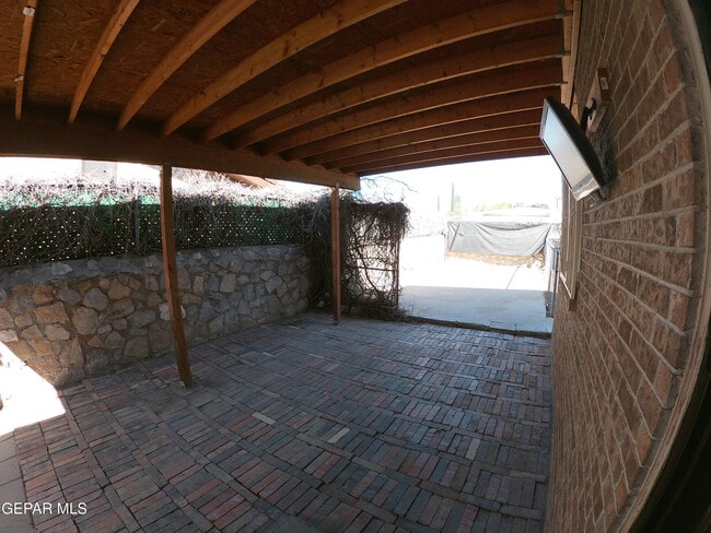 Building Photo - 2241 Seagull Dr