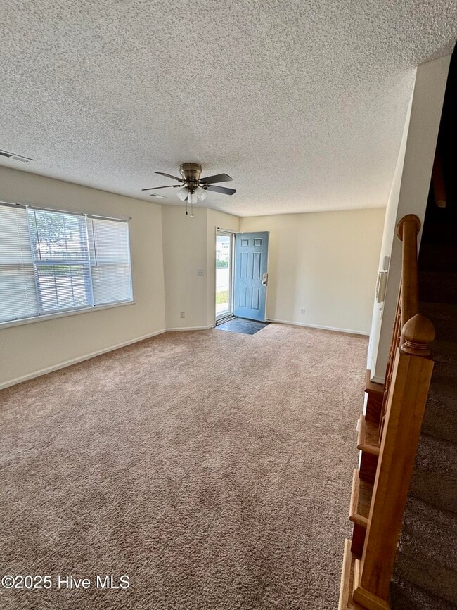 Building Photo - 3939 Sterling Pointe Dr