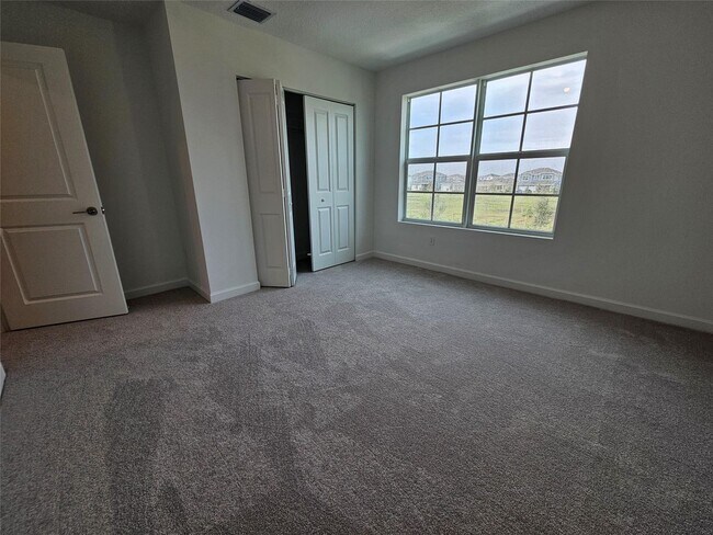 Building Photo - 2962 D Rd
