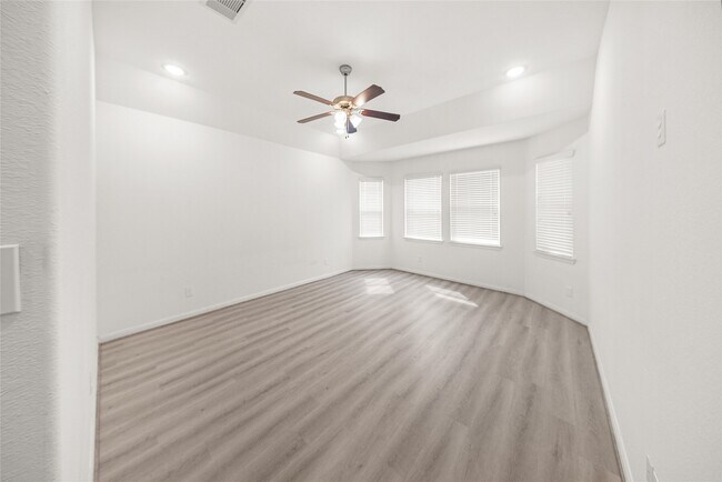 Building Photo - 16035 Kildeer Pt Dr