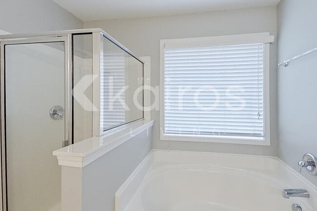 Building Photo - 141 Whitton Ct