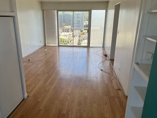 Primary Photo - 3 Bedroom / 1.5 Bath in Honolulu