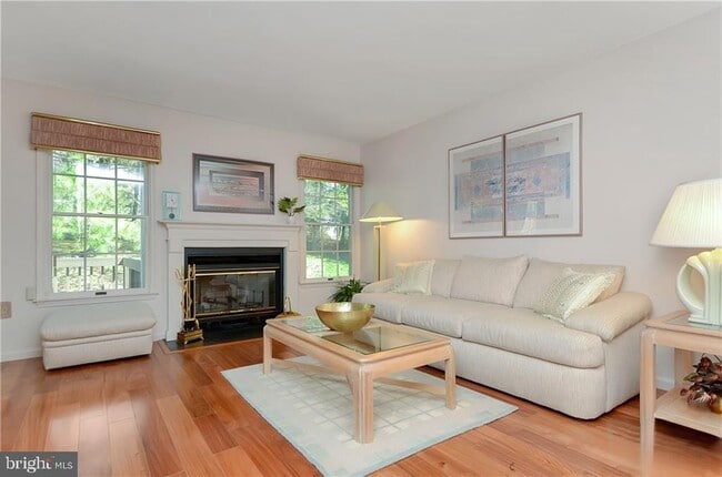 Building Photo - 22 Briarwood Ct