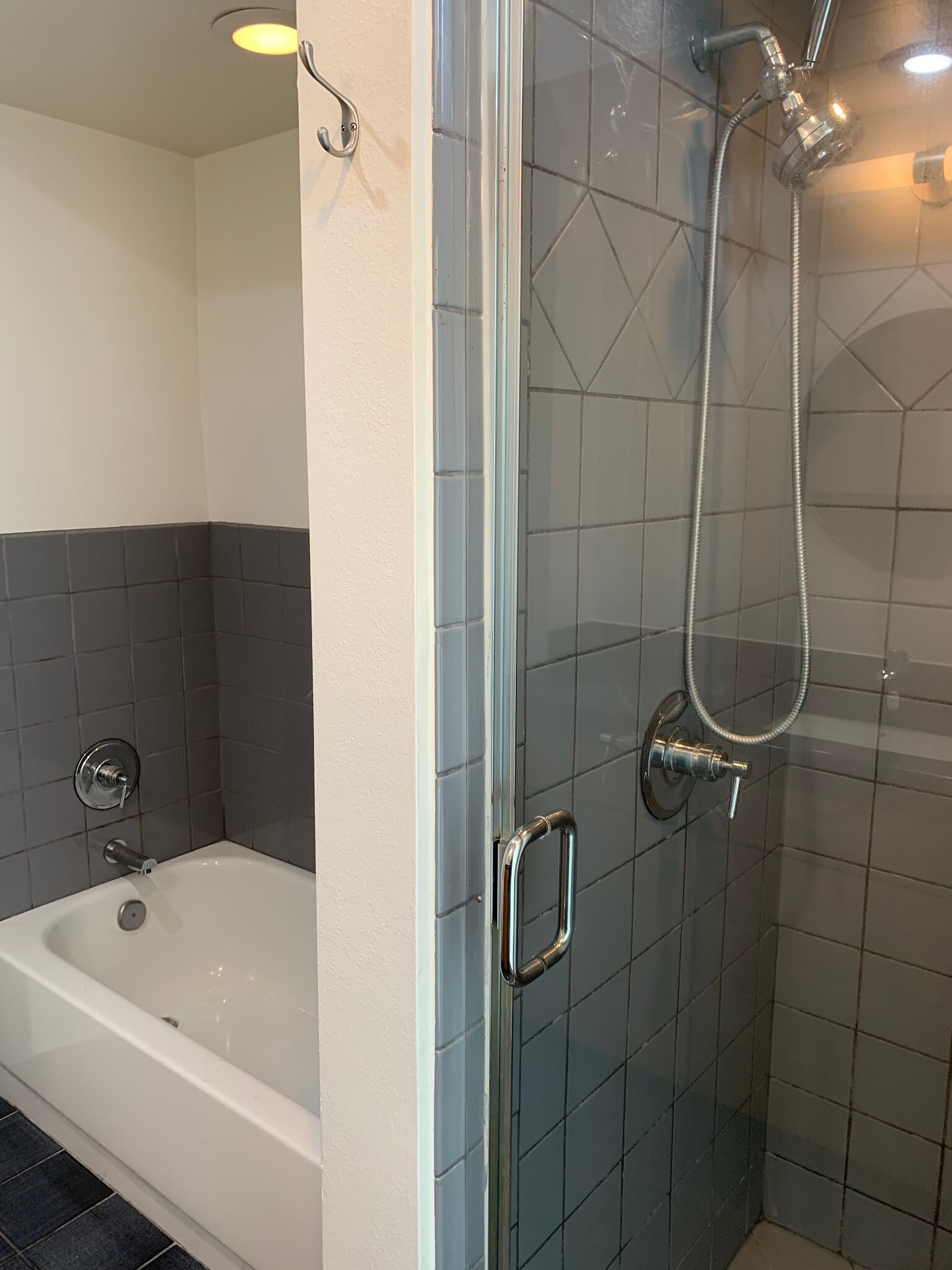 Primary Bathroom - 3675 Keystone Ave