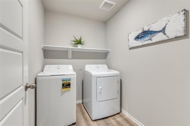 Building Photo - 16433 Rosella Ln