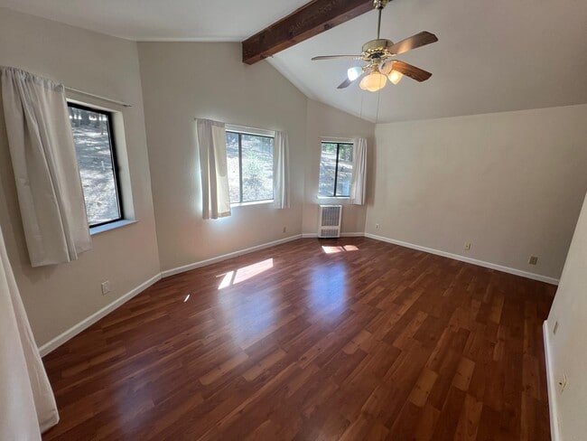 Building Photo - 13254 Wells Fargo Dr