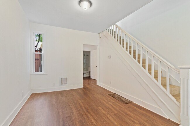 Building Photo - Coming Soon! Spacious 4 Bedroom, 1.5  Bath...