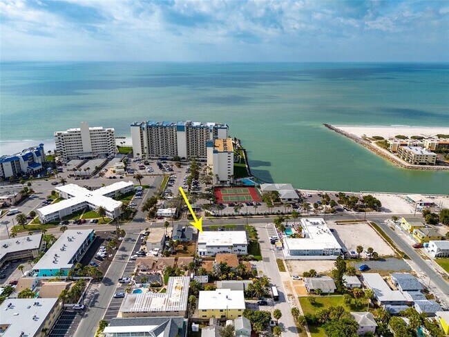 Building Photo - 7151 Sunset Way