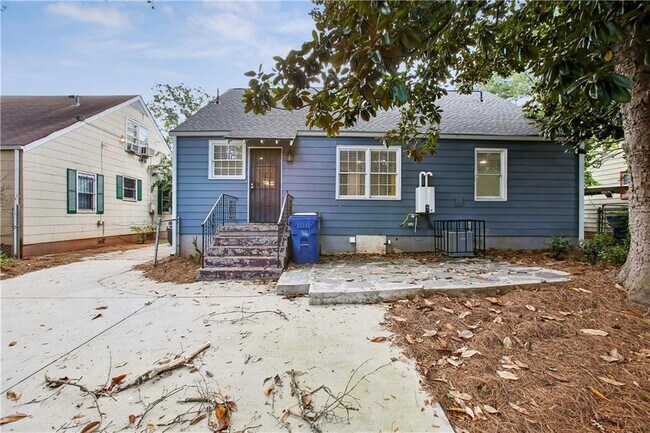 Building Photo - 1649 Beecher St SW