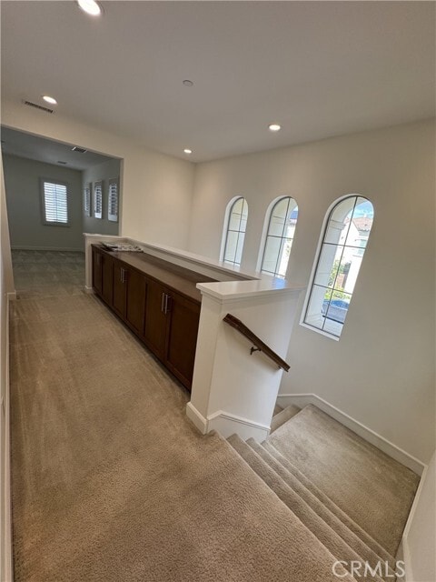 Building Photo - 66 Diamond Flats