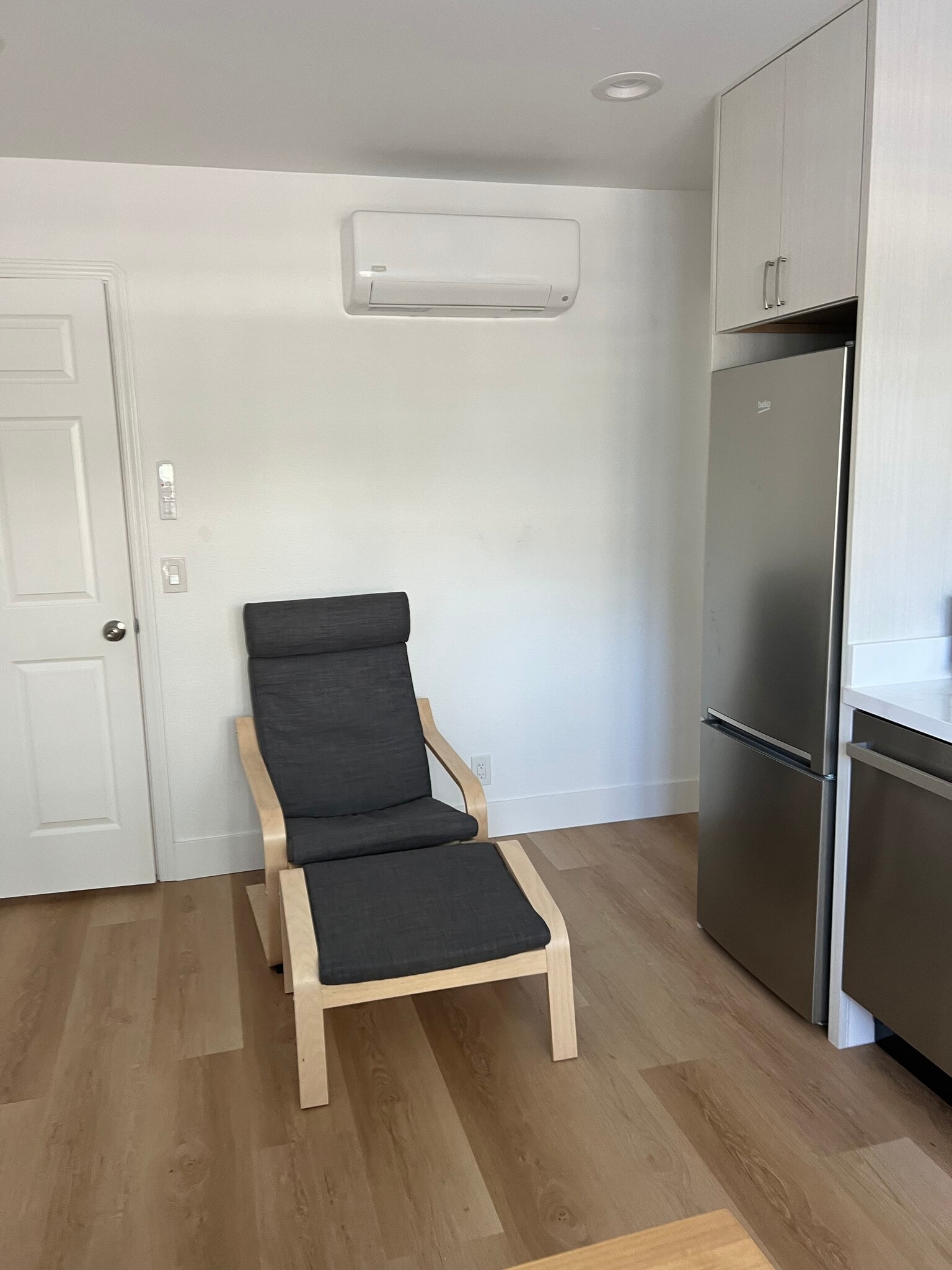 Building Photo - 337 Alta Ave