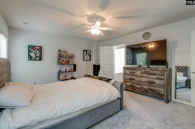 Building Photo - 456 Edenhall Dr