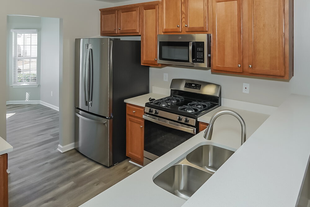 Building Photo - 550 Hill Crest Cir
