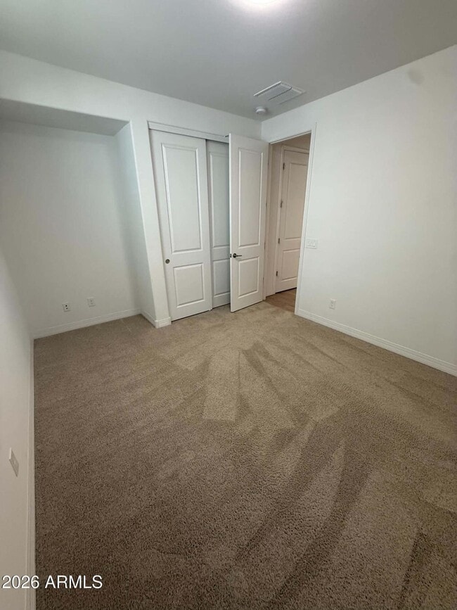 Building Photo - 5731 S Labelle