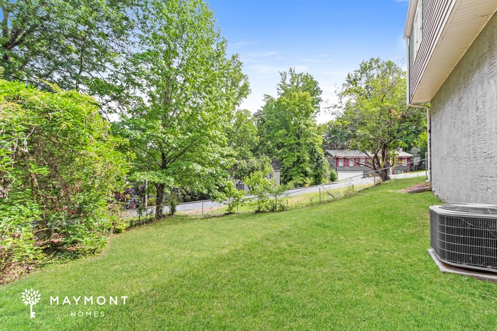 Building Photo - 5303 Dixieland Rd