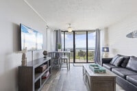 Building Photo - 2310 N Ocean Blvd