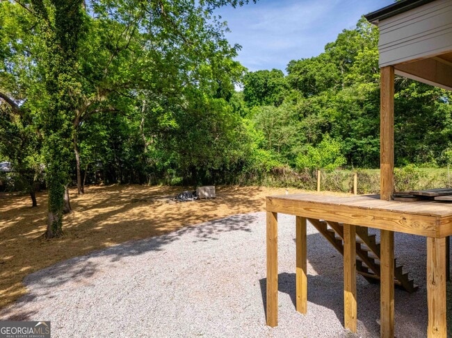 Building Photo - 1465 E Broad St