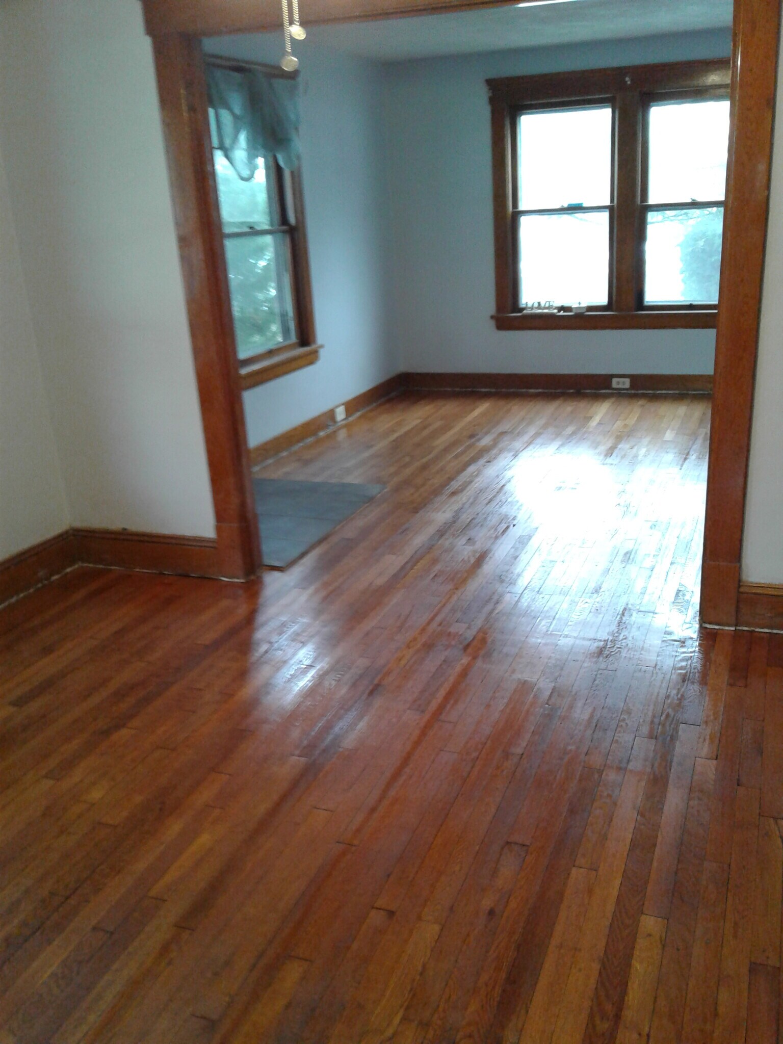 Building Photo - 17405 Woodford Ave