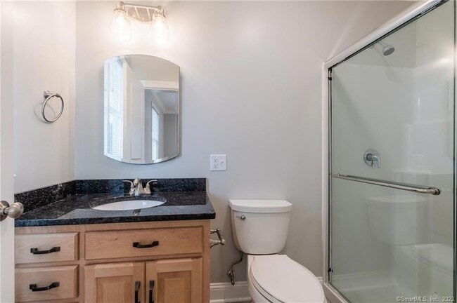 Building Photo - 192 Montauk Ave