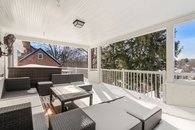 Building Photo - 505 Chestnut Hill Ave