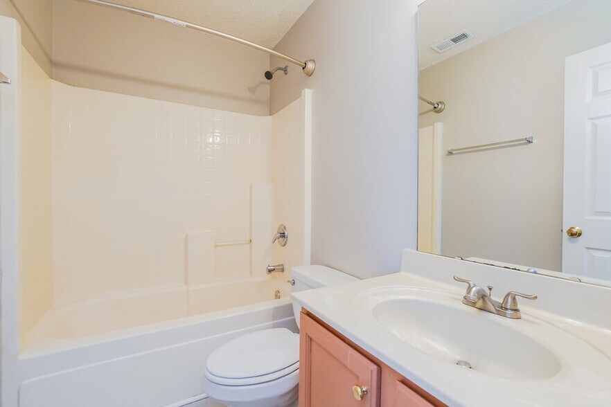 Building Photo - 4301 Mantua Way