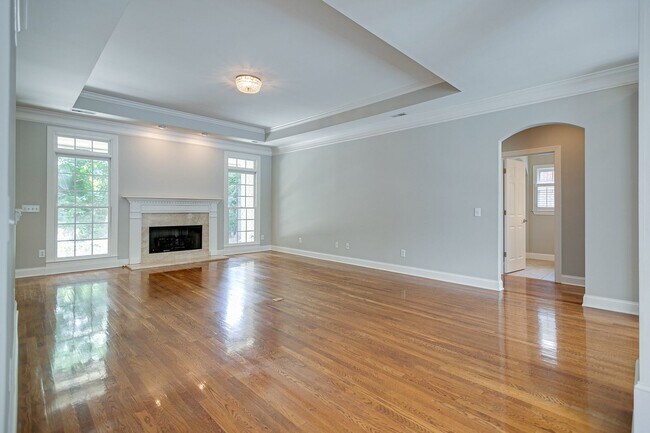 Building Photo - Beautiful Home in Willow Springs Just Minutes to Downtown Franklin